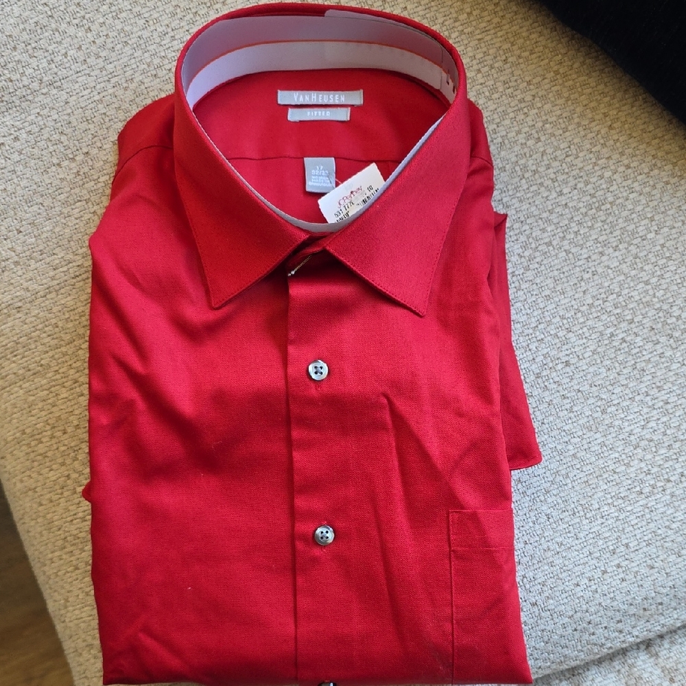 Van Heusen Men's Bold Red Dress Shirt